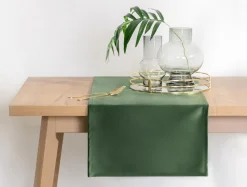 Bieżnik welurowy ciemnozielony VELVIO 40x130 cm