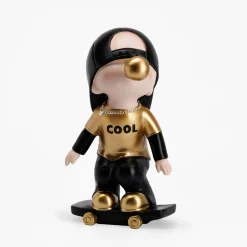 Figurki Dekoracyjne|inny Figurka czarno-złota CHŁOPIEC