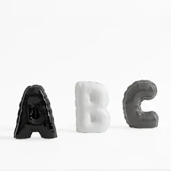 inny Figurka dekoracyjna LITERA A czarna