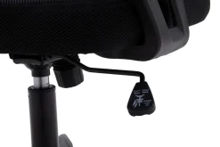 Dzieci Fotel biurowy ruchome podłokietniki FROSTEA czarny