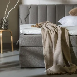 Łóżka Tapicerowane|Łóżka| Łóżko kontynentalne z toperem szare PEDRO PU 160x200 cm