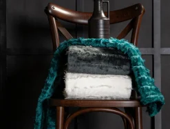 Estetica Koc z frędzlami jasnoszary ASHA 130x160 cm