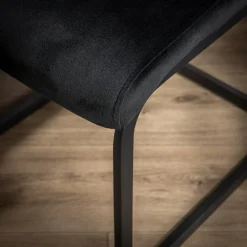 Krzesło tapicerowane czarne ARIBA