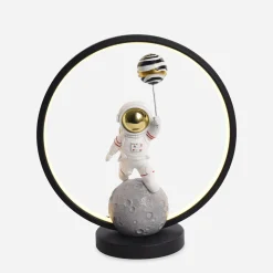 Zumaline Lampa stołowa dekoracyjna LED ASTRONAUTA z balonem
