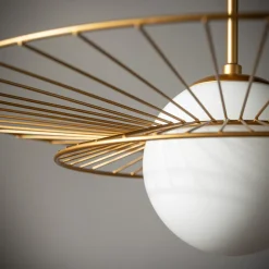 Lampa wisząca kulisty klosz złota ALISON