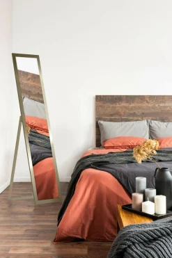 Lustra Dekoracyjne|Lustra| Lustro stojące w złotej ramie SLIM 40x160 cm