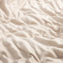 Narzuta na łóżko beżowa NEW WAVE 200x220 cm