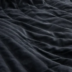 Narzuta na łóżko czarna NEW WAVE 200x220 cm