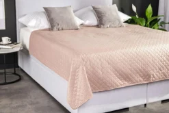 Koce I Narzuty| Narzuta na łóżko różowa NICEA 180x200 cm