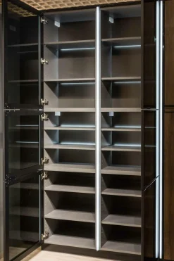 Listwy Led Zewnętrzne| Oświetlenie pionowe LED LUMEN Q+TREND 214 cm, barwa zimna