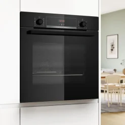 BOSCH Piekarnik seria 4 termoobieg z parą czarny HQA534EB3