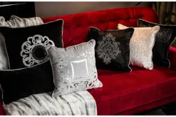 Poduszka dekoracyjna IRYS 45x45 cm