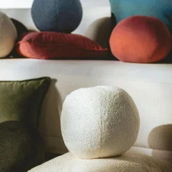 inny Poduszka dekoracyjna kremowa BALL 27 cm