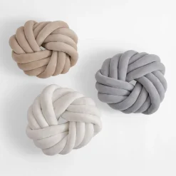 inny Poduszka ozdobna węzeł kremowa TWISTY 30 cm