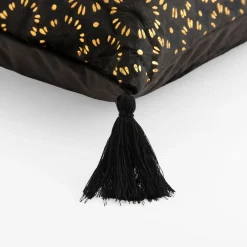 Poszewka dekoracyjna czarna WAYNE 30x50 cm