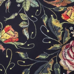 Estetica Poszewka dekoracyjna haftowana w róże NENA 45x45 cm