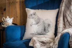 Poszewki I Poduszki Dekoracyjne| Poszewka dekoracyjna WIEWIÓRKA 45x45 cm