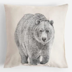 Poszewka dekoracyjna z niedźwiedziem MOLLIE 45x45 cm