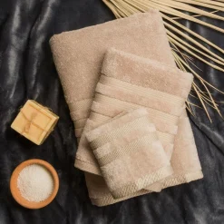 Ręcznik bawełniany beż CAROLINE 70x140 cm