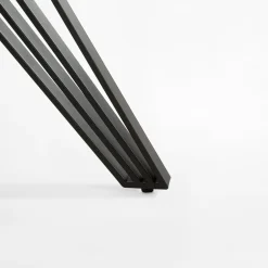 inny Stolik na metalowych nogach EGENO