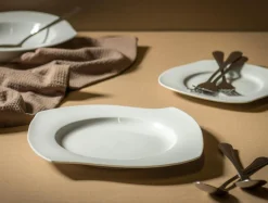 Talerze| Talerz obiadowy porcelanowy WAVE 27,5×23,9 cm