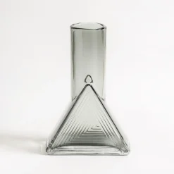 Wazony| Wazon szklany geometryczny szary 23 cm