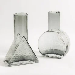 Wazony| Wazon szklany geometryczny szary 23 cm