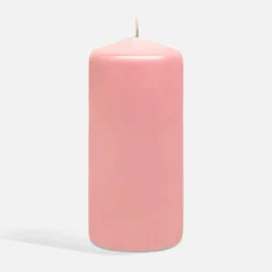 Świeca dekoracyjna różowa 6x13 cm