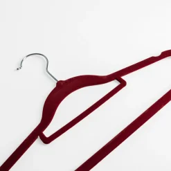 Wieszaki, Półki Tekstylne, Organizery| Wieszak welurowy czerwony VELVET, komplet 5 szt.