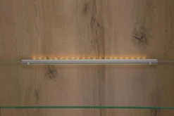 Wysoka witryna z szybą NOTINA